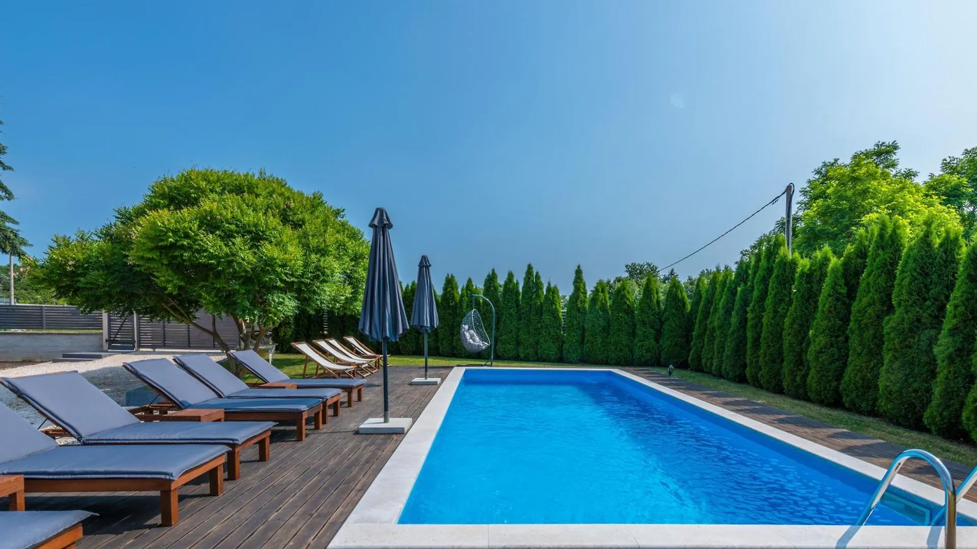 Vakantiehuis Villa Lavanda Near Pazin, A Modern Pool Villa In The Heart Of Istria Pulici